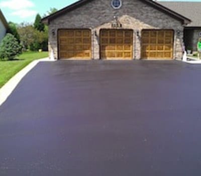 residential-sealcoating-new black pearl Residential Driveway Sealcoating